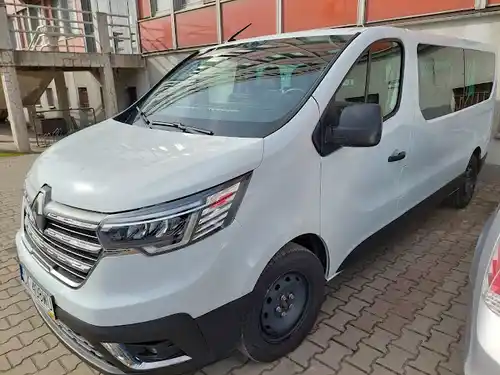 Renault Trafic 9 os.