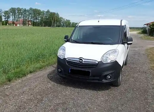 Opel Combo w BEEP.rent