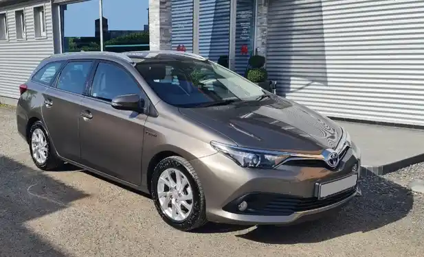 Toyota Auris w BEEP.rent