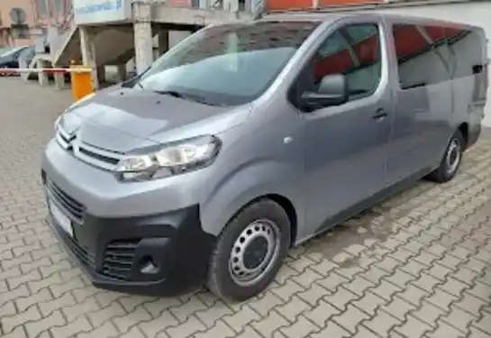 Citroen Jumpy w BEEP.rent