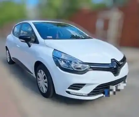 Renault Clio w BEEP.rent