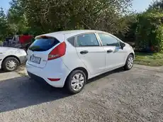 Ford Fiesta w BEEP.rent