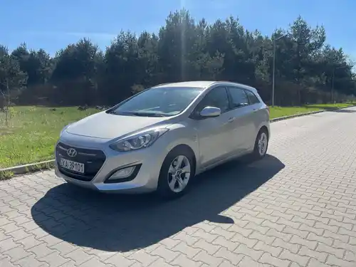 Hyundai i30 w BEEP.rent