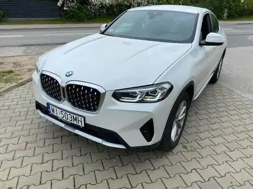 BMW X4 w BEEP.rent