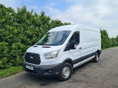 Ford Transit w BEEP.rent