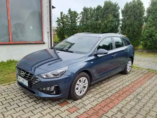 Hyundai i30 w BEEP.rent