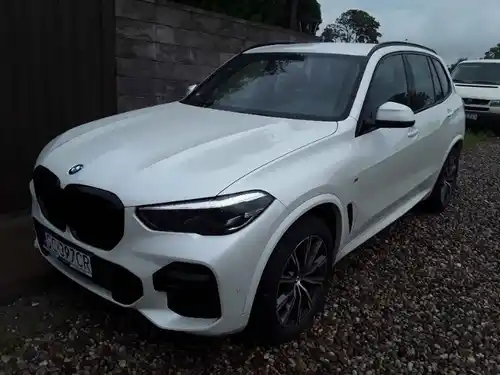 BMW X5 w BEEP.rent