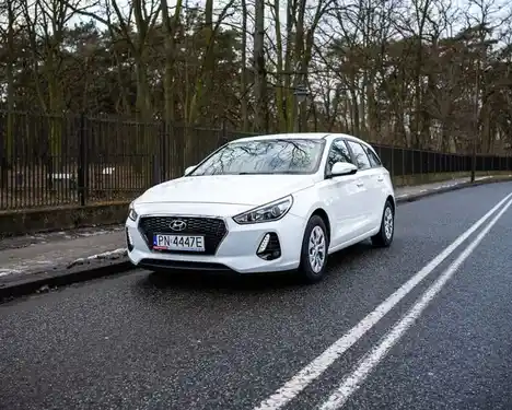 Hyundai i30 w BEEP.rent