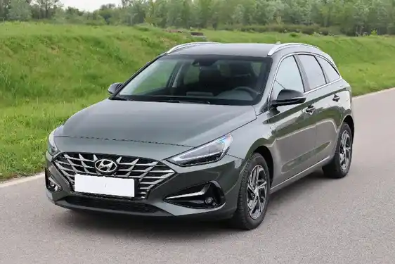 Hyundai i30 w BEEP.rent