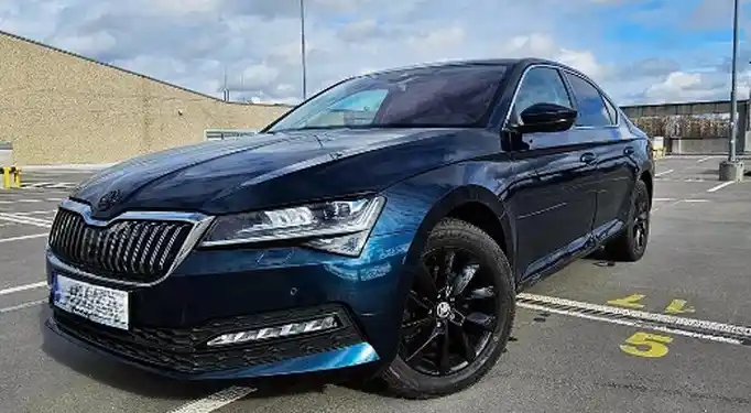 Skoda Superb w BEEP.rent