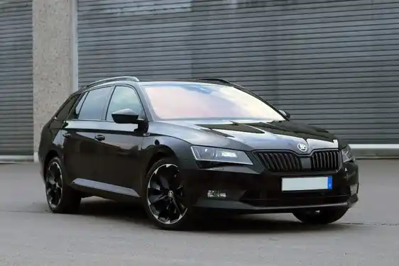 Skoda Superb w BEEP.rent