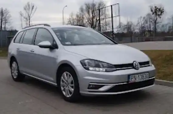 Volkswagen Golf w BEEP.rent